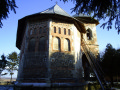 BISERICA BALINESTI